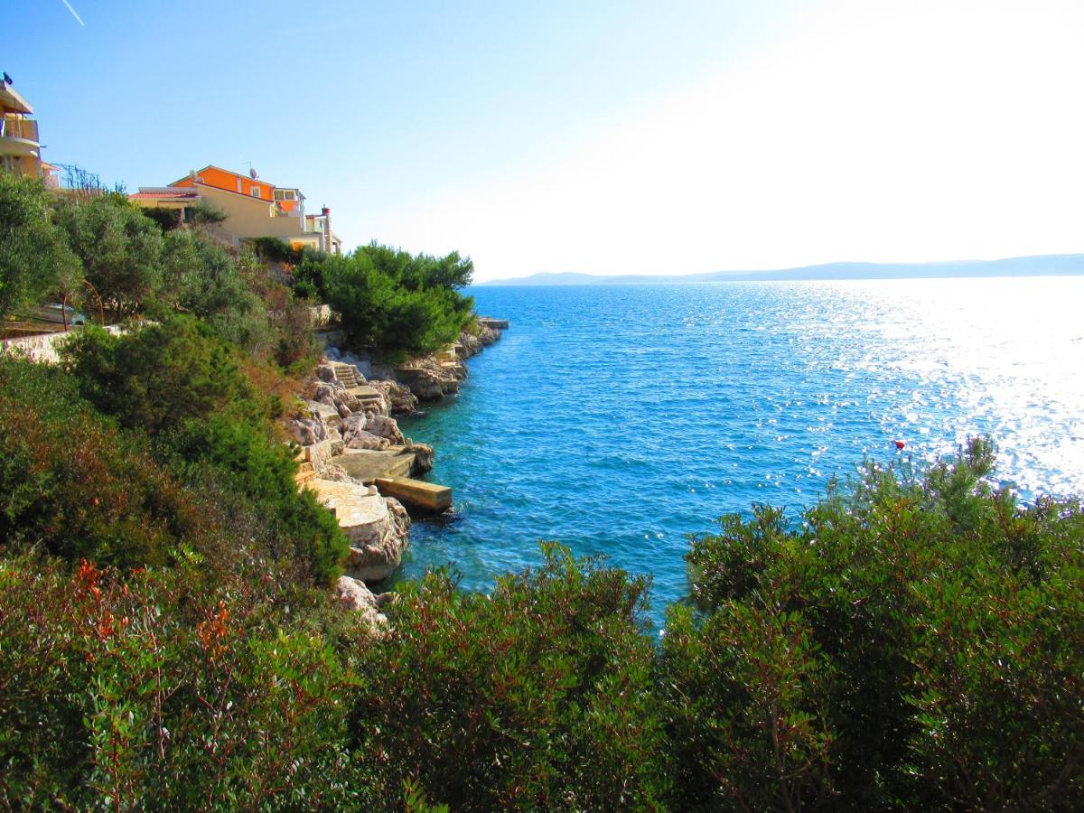 Marcel Apartment Mit Meerblick Trogir Bagian luar foto